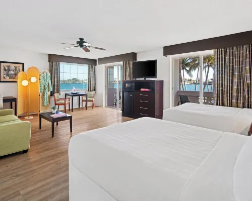 Palm Tree Club Miami Hotel Hotels near Mimo