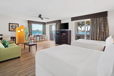 Palm Tree Club Miami Hotel