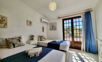 Faro Terrace Villa by Homing