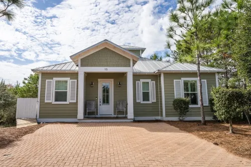 Gulf Coast Getaway 2 Bedroom Home by RedAwning Hotels in Santa Rosa Beach