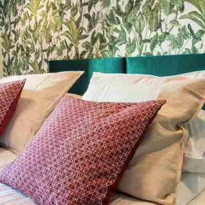 Waterlane Island Deluxe 5A by GrandApart Others