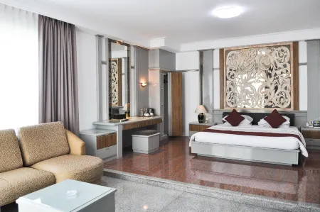 Hotel New Puri Garden Bandara Semarang Отели рядом с Аэропорт Ачмад Уани