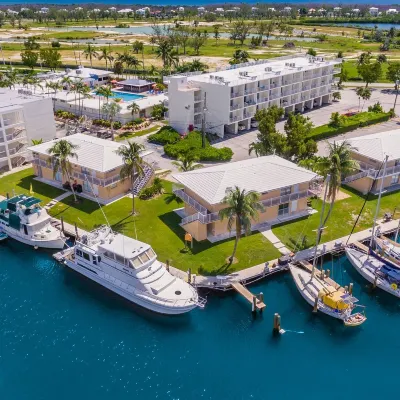 Skipjack Resort & Marina Hotels near Seven Mile Bridge