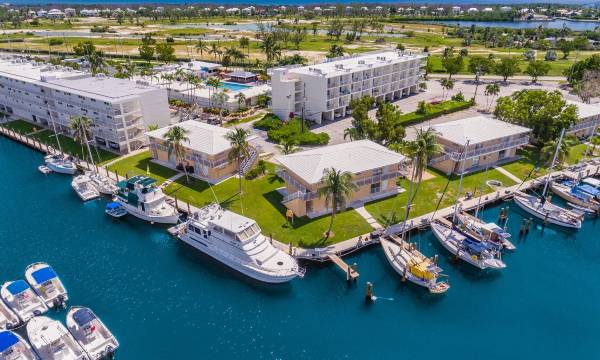 Skipjack Resort & Marina
