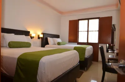 Suites la Concordia Hotels near Nuestra Señora de los Gozos