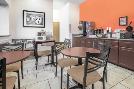 Super 8 by Wyndham Idabel