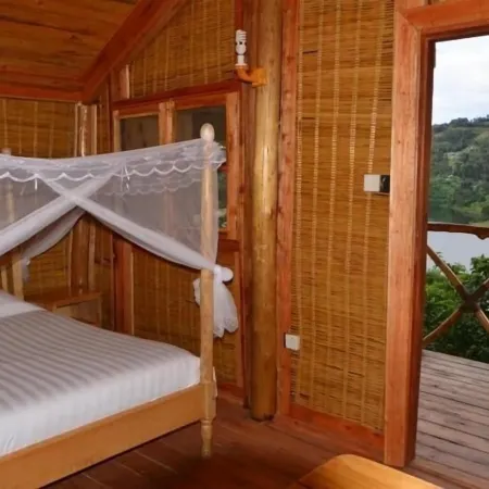 Lake Bunyonyi Eco Resort