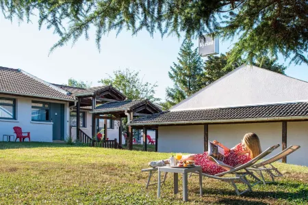 Kyriad Lyon Est - Saint Quentin Fallavier Отели в г. Сен-Кантен-Фаллавье