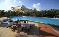 Gold Rooster Resort - Strand