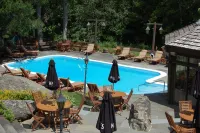 Summit Lodge - Pools