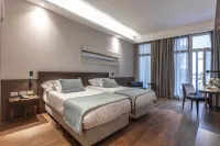 Huinid Obelisco Hotel