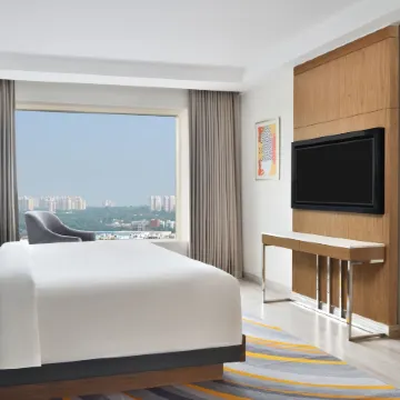 Le Meridien Hyderabad Отели рядом с достопримечательностью «Торговый центр Inorbit»