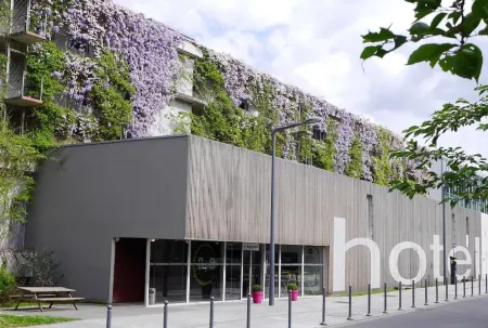 里爾中心大皇宮民宿飯店