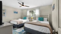 Pool, Tennis, Beach Access & Pet-friendly fun + Free Attraction Tickets! Hotels in Destin
