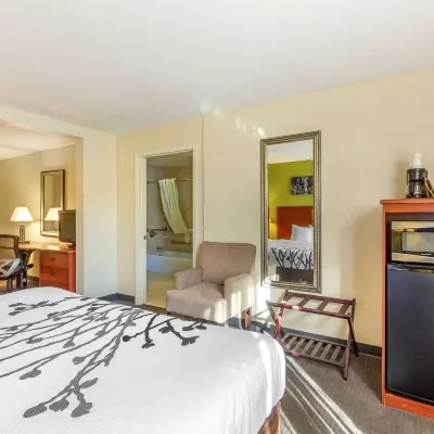 Sleep Inn & Suites Jacksonville West Hotels near Criswell Park