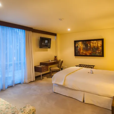 Blue Suites Hotel