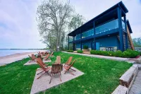 Long Beach Resort Hotels in Wainfleet