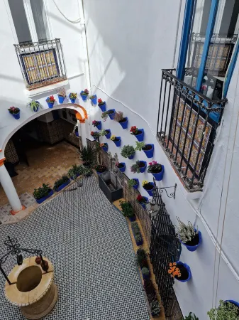 Arc House Mezquita - Only Adults Отели рядом со станцией Estación De Córdoba Central (Ave)