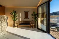 Ftelia Black Villas