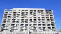 Beachfront 3Br Ocean Views BBQ Balcony by Ctha