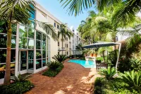 StayEasy Pretoria - Rooftop Pools