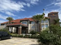 La Quinta Inn & Suites by Wyndham Houston Rosenberg Hotels in Rosenberg