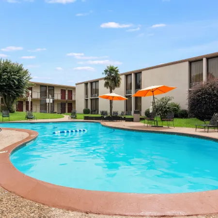 LeBossier Hotel