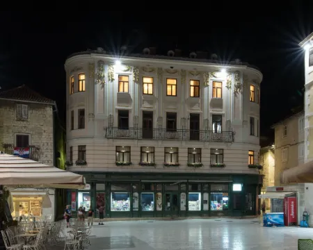 Central Square Heritage Hotel Hotels in Split