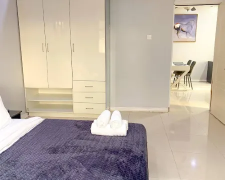 Le Noir Studio Apt Ikoy Hotels in Ikoyi I