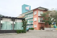 Pousada Quinta da Baleeira Hotel a 