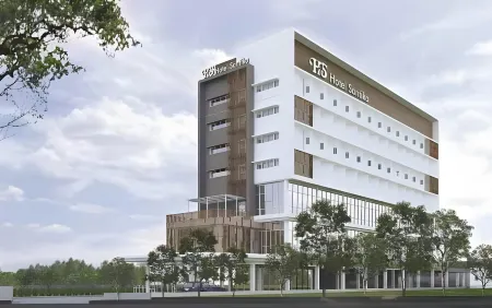 Hotel Santika Pasir Koja Bandung Отели рядом с достопримечательностью «Jalan Pasar Induk Caringin»