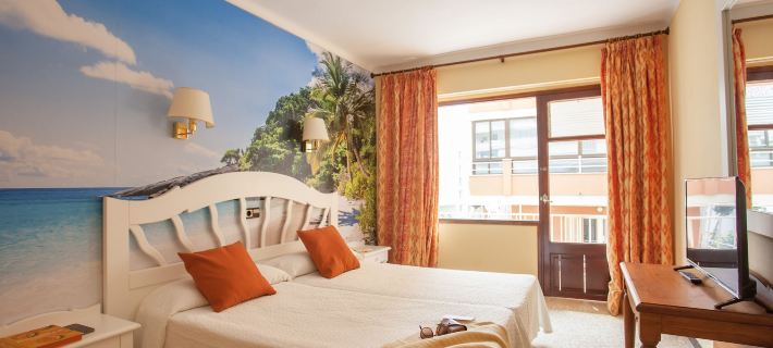 BJ Hostal Bona Vista Hotels in Llevant