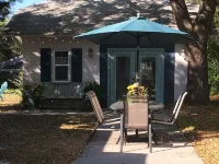 Ozona Guesthouse! 3 Blocks to Pinellas Trail, Brewery, Eats, & Dog Friendly! - 3つ星