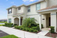 Luxury Townhome with Resort Amenities - Enchanting Family Oasis Hotels in der Nähe von Orlando / Kissimmee KOA Holiday