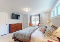 Charming Escape with Hot Tub and Fire Pit - Serene Coastal Retreat