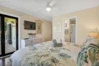 Ocean View and Beach Access - Charming Coastal Haven