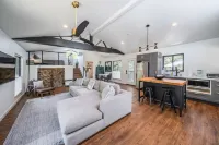 Tree Lined Retreat with Outdoor Lounge and Fire Pit - Charming Getaway