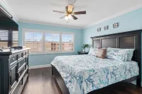 Beachfront Pool and Stunning Views - Breathtaking Oceanfront Haven