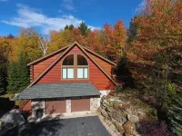 Ski-in/Ski-Out Access and Hot Tub - Luxurious Mountain Escape