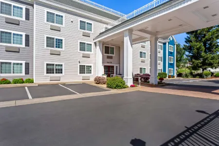 Best Western Paradise Hotel