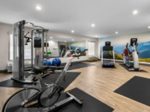 Clarion Pointe Apex - Holly Springs Hotels in Apex