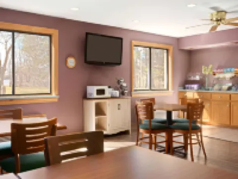 Baymont by Wyndham Logan Hotels in Hocking County