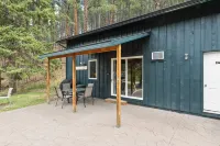 The Minnesota Ridge Cabin