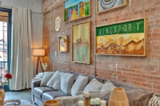 Urban Artistry Loft Retreat