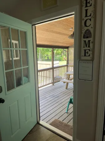 Cozy Country Cottage #2