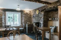Bridge House Hotels in Bampton
