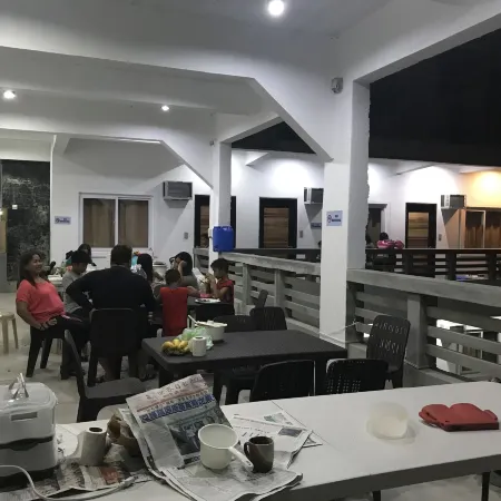 Seabreeze Beach Lodge