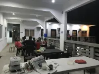 Seabreeze Beach Lodge