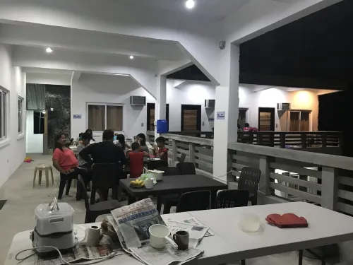 Seabreeze Beach Lodge