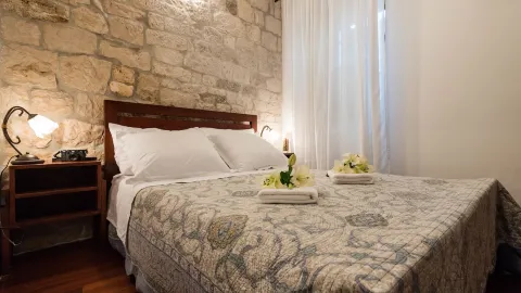 Villa Sv. Petar in Trogir